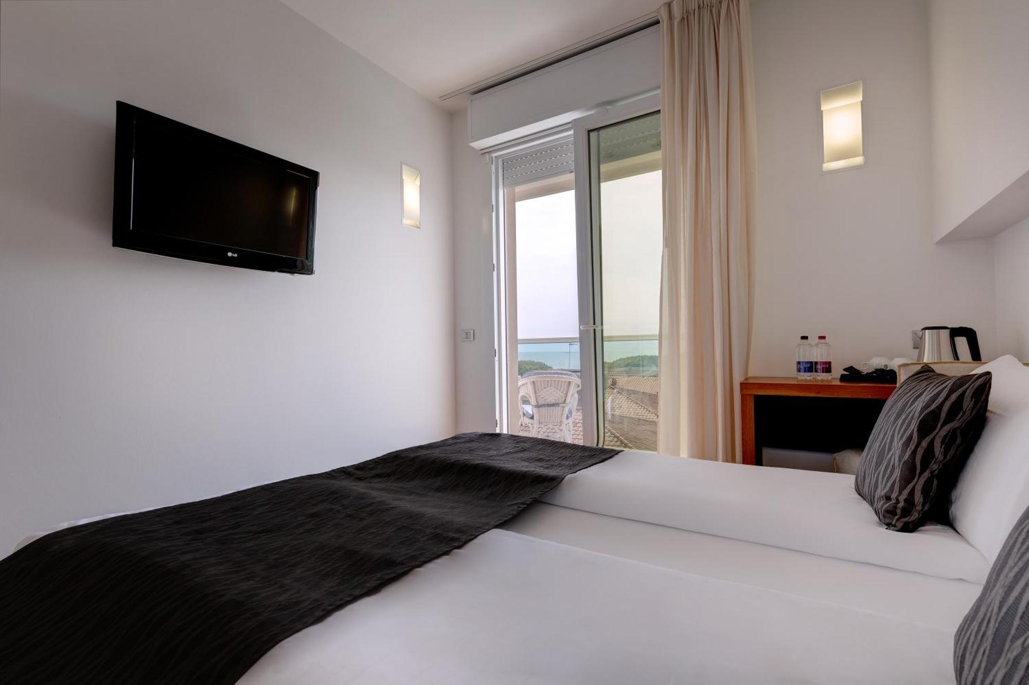 Park Hotel Ermitage Resort & Spa Lido di Jesolo Bagian luar foto