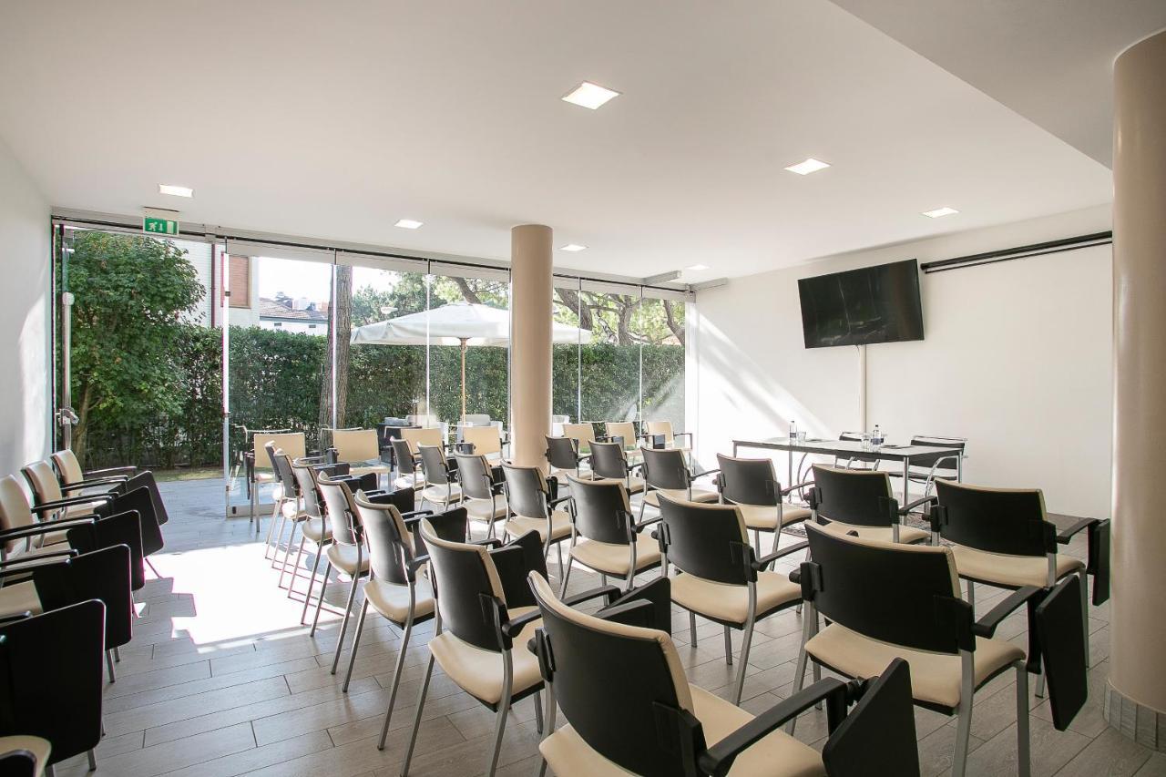 Park Hotel Ermitage Resort & Spa Lido di Jesolo Bagian luar foto