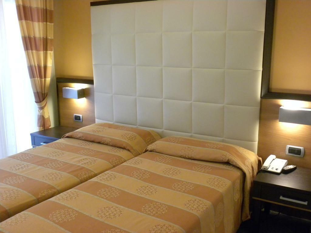 Park Hotel Ermitage Resort & Spa Lido di Jesolo Bagian luar foto